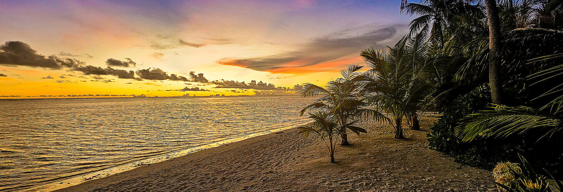 Incredible sunset in Indian Ocean